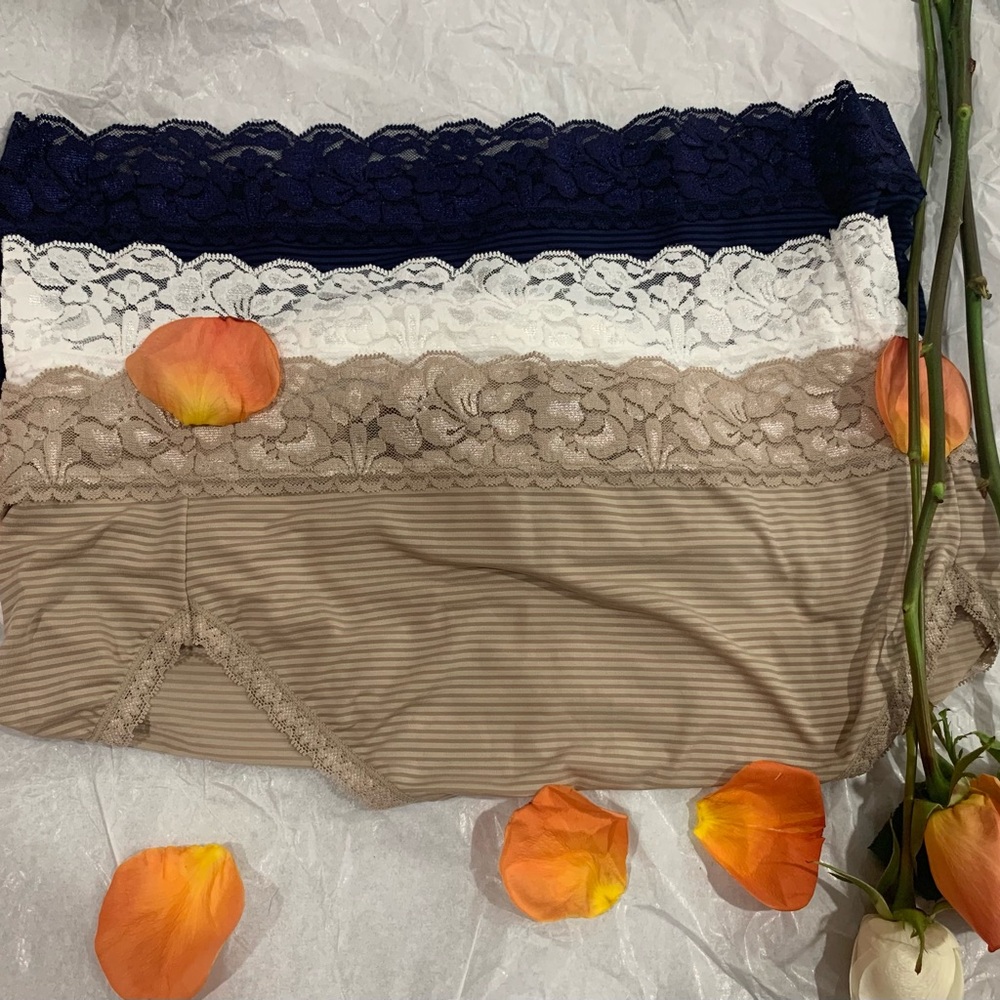 Vanity Fair Lace Trim High-Cut Panties Pack of 3 - Picture 7 of 9